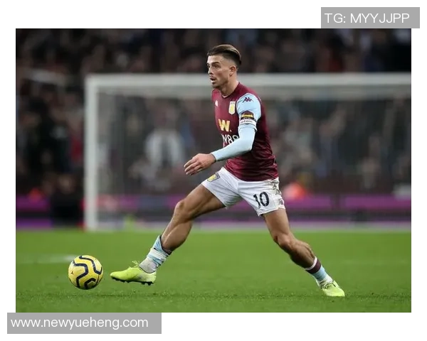 足球巨星的小腿力量与技术揭秘：从细节看运动员如何通过小腿提升比赛表现