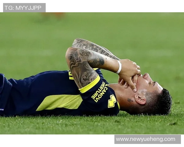 球星聚焦:足球场上绽放的璀璨明星与精彩瞬间 球星聚焦:足球场上绽放的璀璨明星与精彩瞬间